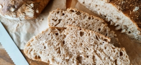Pszenno-żytni domowy chleb na zakwasie